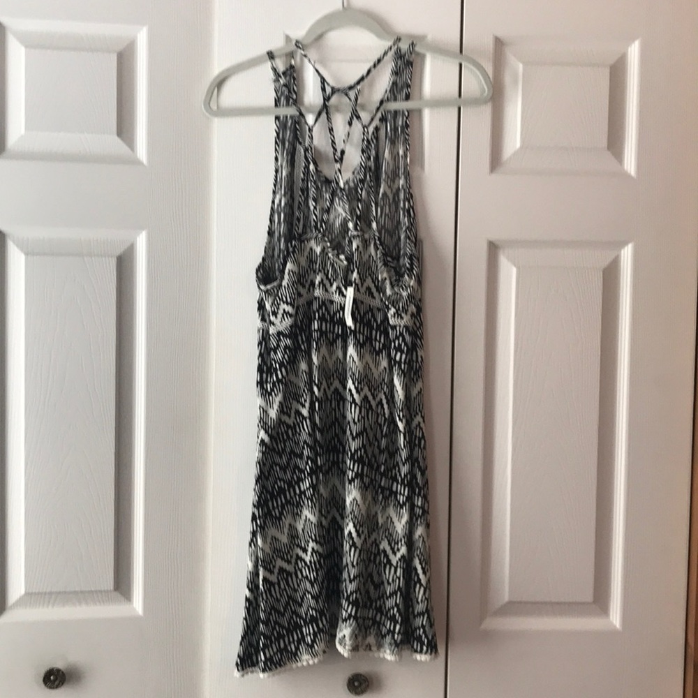 Black and white dress - Picture 2 of 4